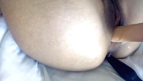 Amateur amateur anal sex with a dildo in the pussy