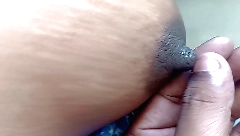 Desi tamil wife touches her manhood with her nipples