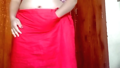 Sexy solo video showing a hot chick taking off her dress