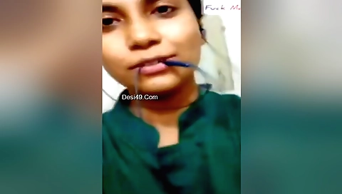 Hot indian amateur chick shows her boobs and pussy