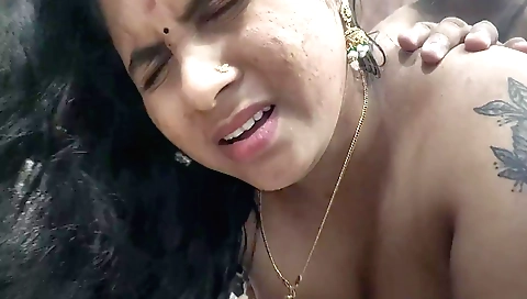 Amateur indian with a big ass is showing off her body