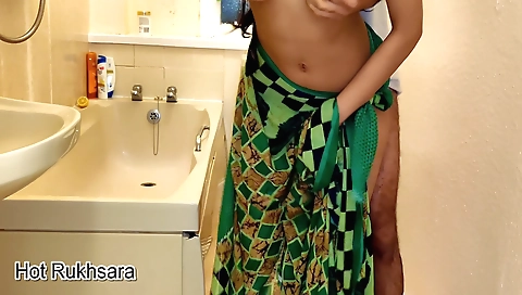 Indian cousin gets fucked by her manhood in a hotel room