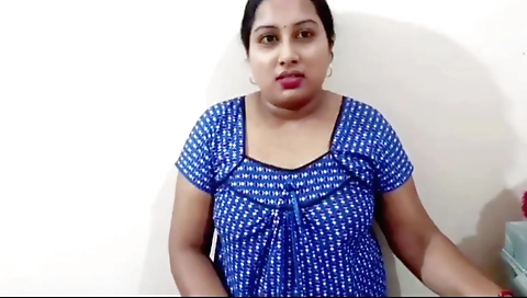 Mature brunette step-buddy with a big ass and deep throat