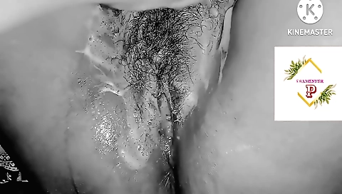 Amateur fetish with hairy pussy shaver in hd video