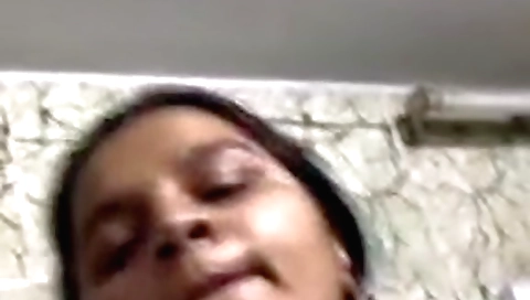 Amorous wife with a tight booty makes a nice porn video