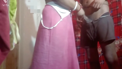 Busty brunette girl is handing over her cunt on webcamera