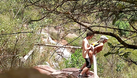 Amateur outdoor sex video with a hot girl in the river