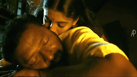 Indian teen 18+ gets horny and she seduces a young guy