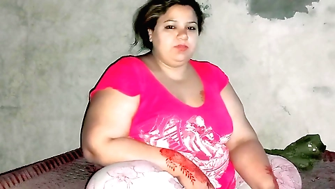 Amateur blonde 18+ brunette shows off her big boobs