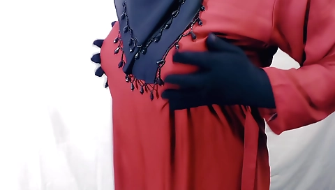 Indian girl is taking a hot shower and she is going to have sex