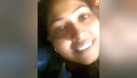 Boudi shows her boobs and ass in sexy dress in hd video