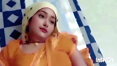 Latina blonde gives a great blowjob to her boyfriend