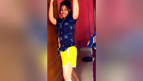 Stepaunt teaches her stepson how to be the best lover