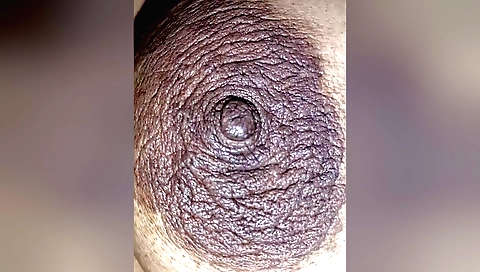 Indian babe with a nice round ass shows off her boobs and pussy