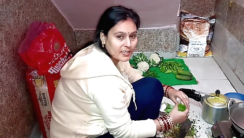 Sweet amateur milf 18+ with an amazing ass 18+ video