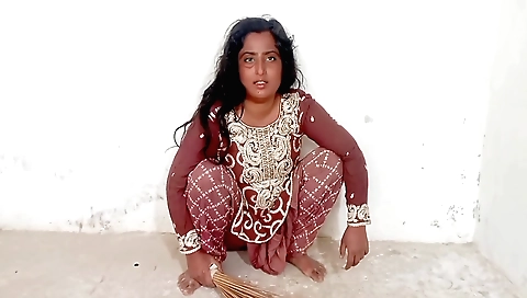 Indian amateur woman with big boobs is getting penetrated