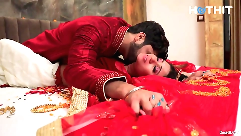 Sexy brunette milf is 18 years old and enjoys a hot sex