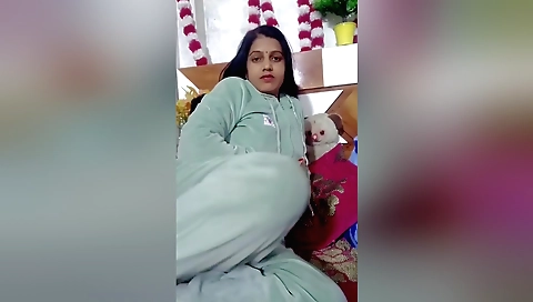 Amateur indian brunette with thick face fucks by her brother in law