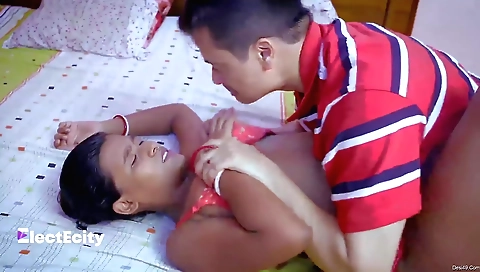 Brunette is in this sex video and she's doing something good