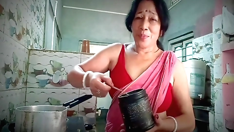 Indian amateur fuck video with a nice pussy in a squirt