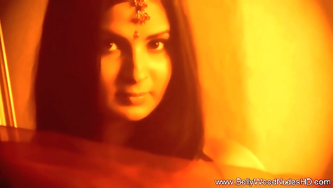 Indian girl with beautiful curves dances with boyfriend