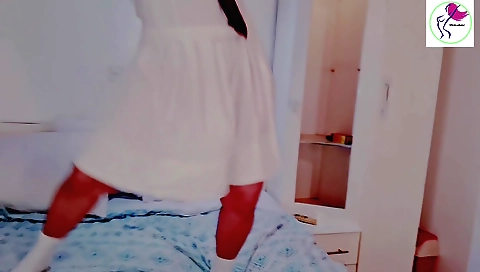 Stunning asian girl with a nice ass shows off her curves